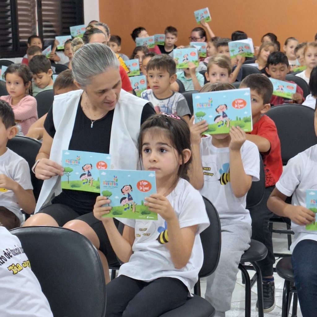Cerro Azul é reconhecido como Parceiro da Ciência e da Educação Ambiental