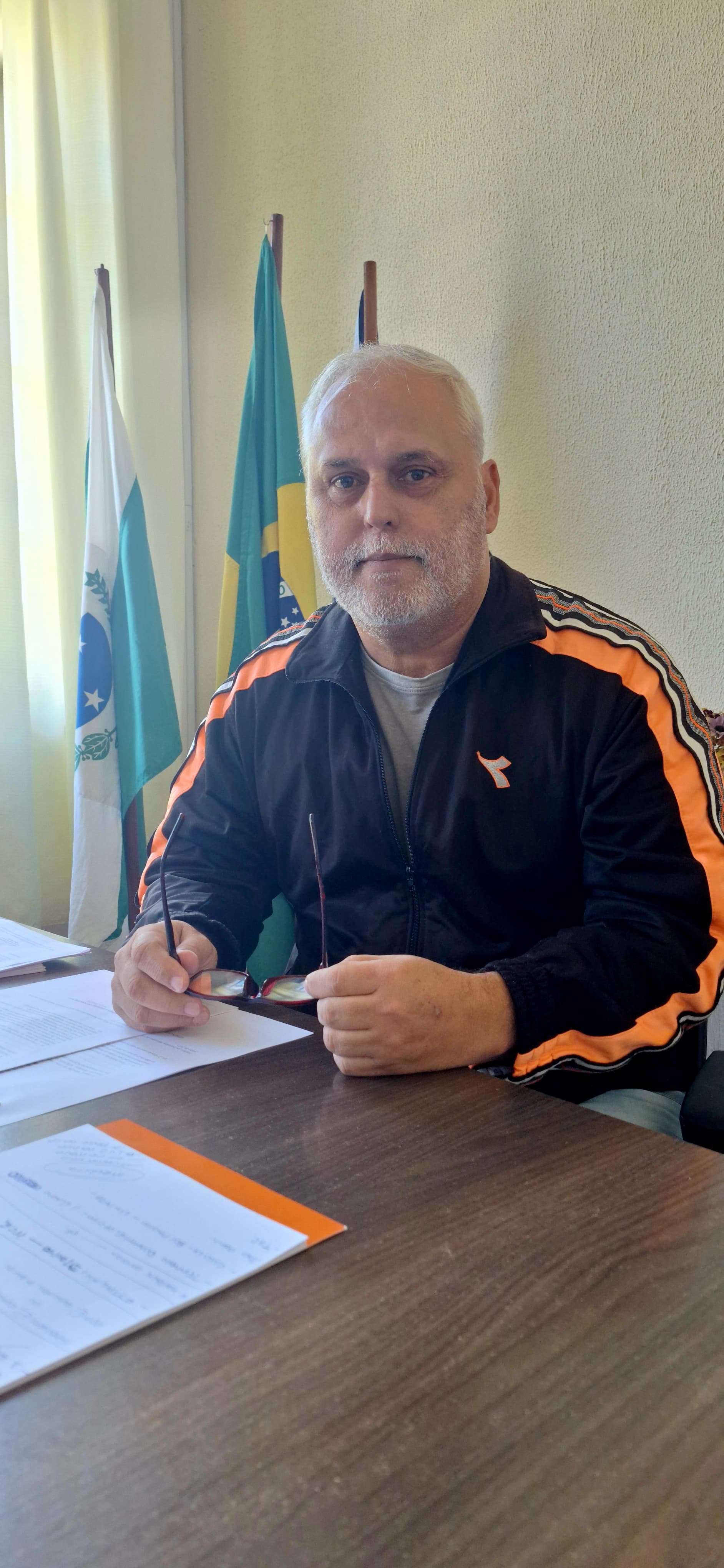 Foto Secretário
